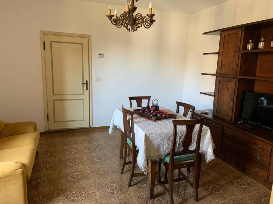 Piazzetta Della Croce Vila Anghiari Exterior foto